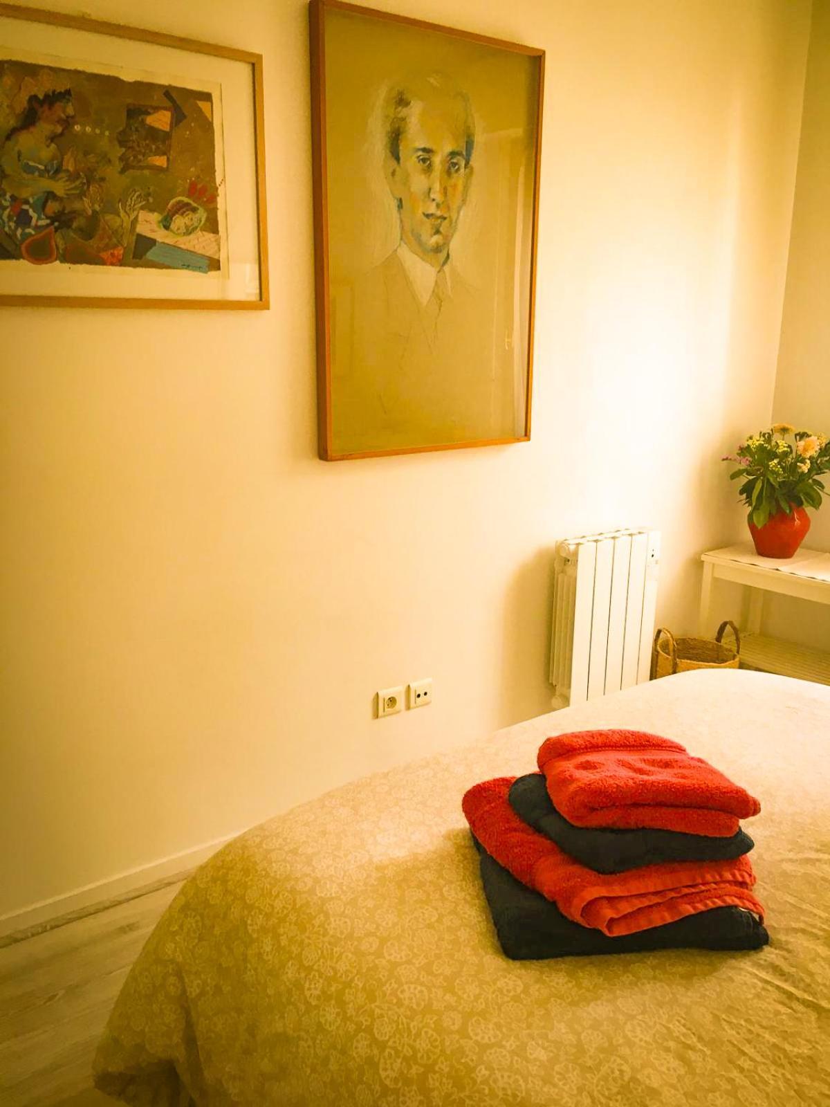 Double With Balcony Bed & Breakfast Parijs